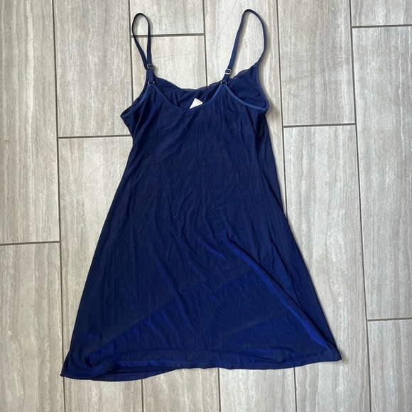 Vintage Victoria's Secret Purple Silky Dress Slip Size Small - Picture 3 of 5